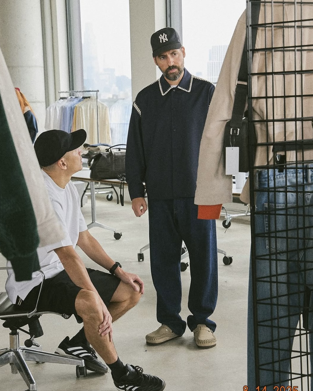 꽈배기 키스 x 버켄스탁 보스턴🧬 이미지7