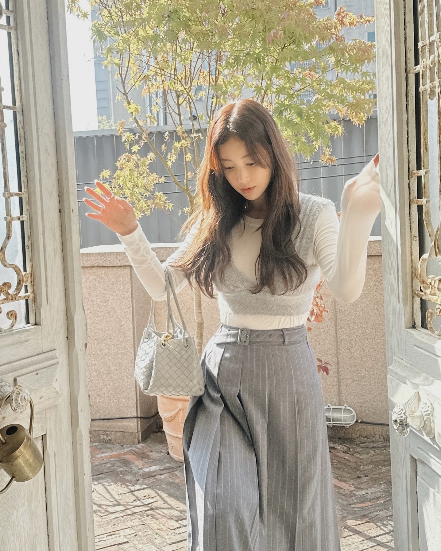 플리츠 스커트 매력 발동💫
스커트에 상의만 바꾸면 분위기 180°변신🔮🖤활용해 보세요 이미지5