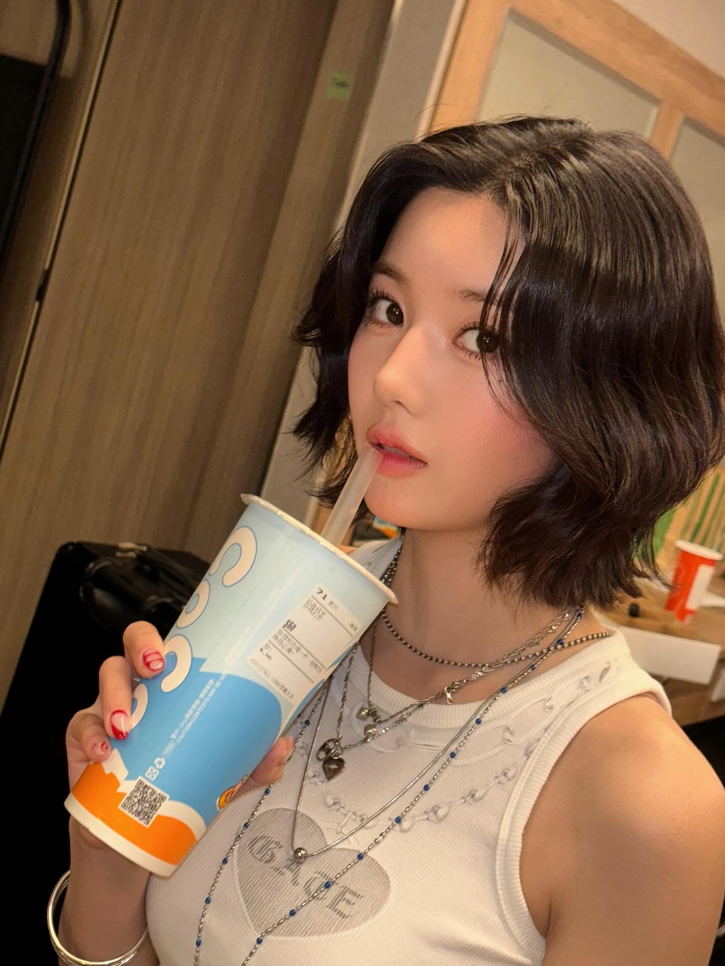 단발펌으로 색다른 매력🤍🩷
분위기 전환이 필요할 땐, 이 사진 들고가서 헤어 변화주기✨ 이미지4