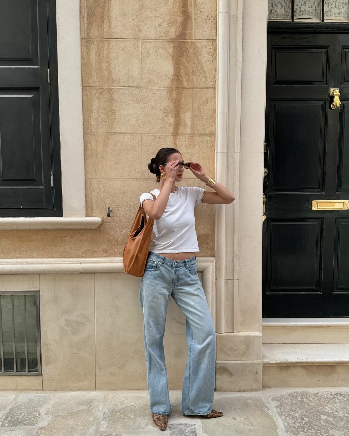 오늘은 크롭티로 데일리룩👚🤍
살짝만 포인트 줘도 완성되는 꾸안꾸 스타일 시도해보세요✨ 이미지6