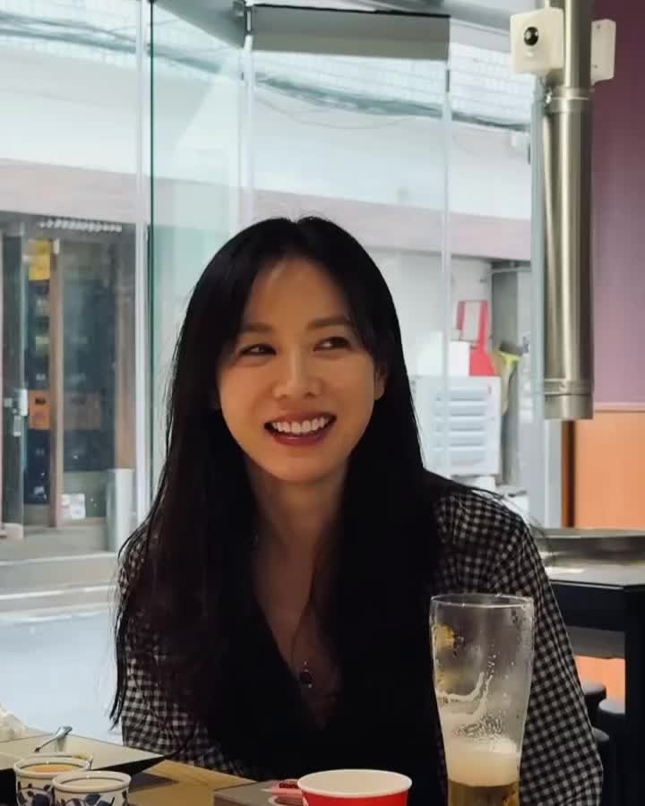 체크셔츠 덕후 모여라💫
오늘 스타일 새로고침? 체크셔츠로 뿅💖🪄하루 종일 기분 최고 이미지