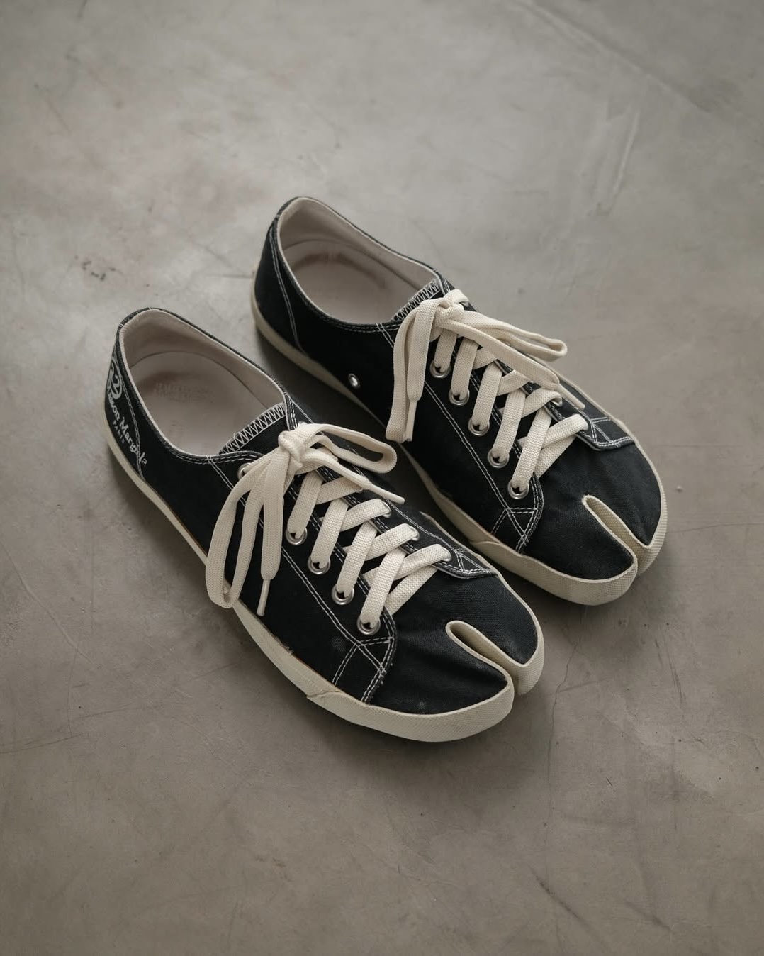 깔끔한 마르지엘라 타비 캔버스🐽 이미지5