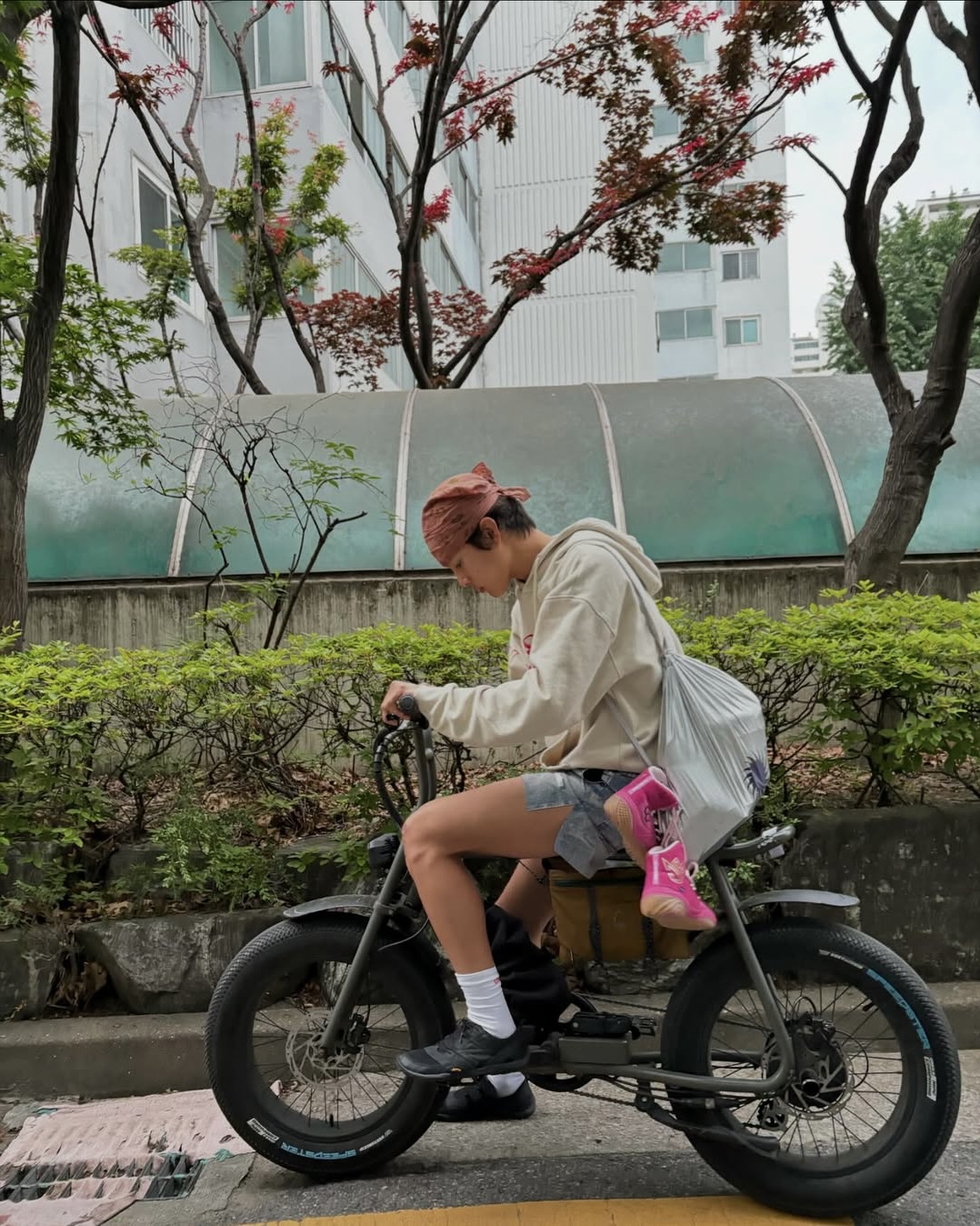 활용도 좋은 새티스파이 데님쇼츠👖 이미지5