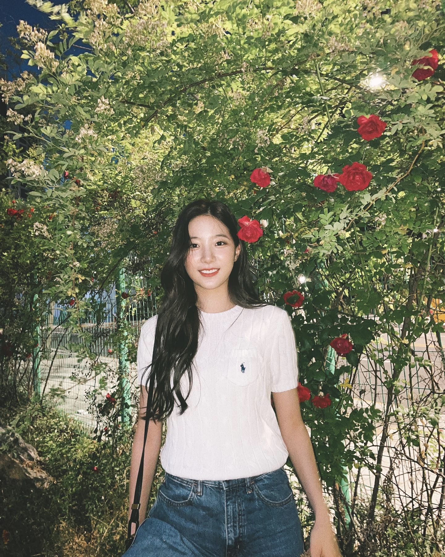 이제 가을 느낌 내볼까?🍂
청바지와 니트 톱으로 출근룩까지 완벽하게 매치해 보세요💁🏻‍♀️🤎 이미지6
