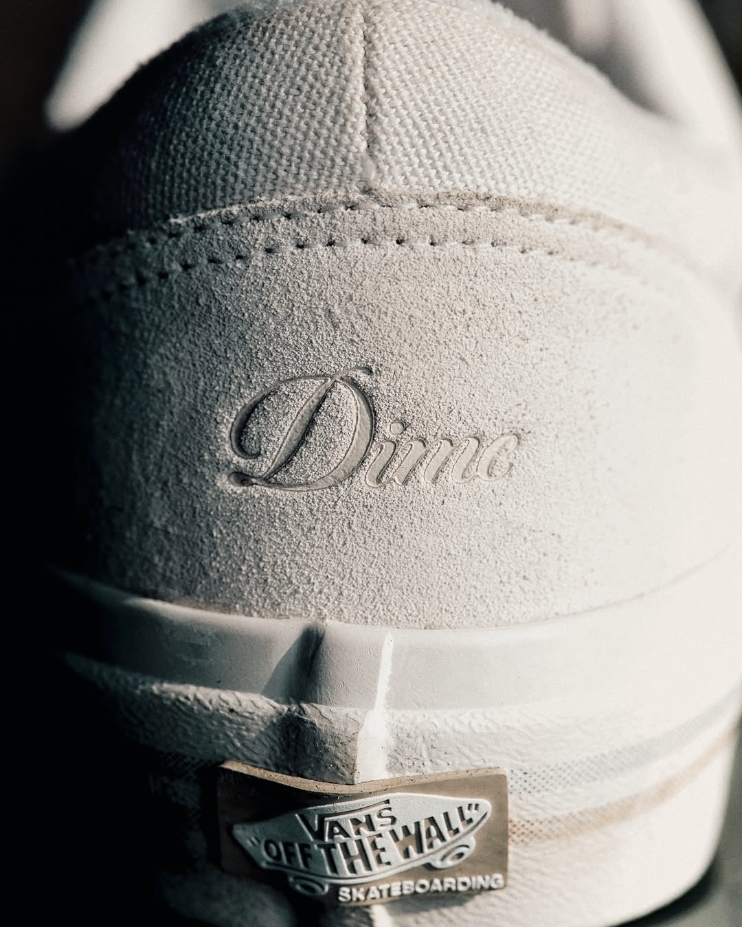 반스 + 다임 = 깔끔👟 이미지