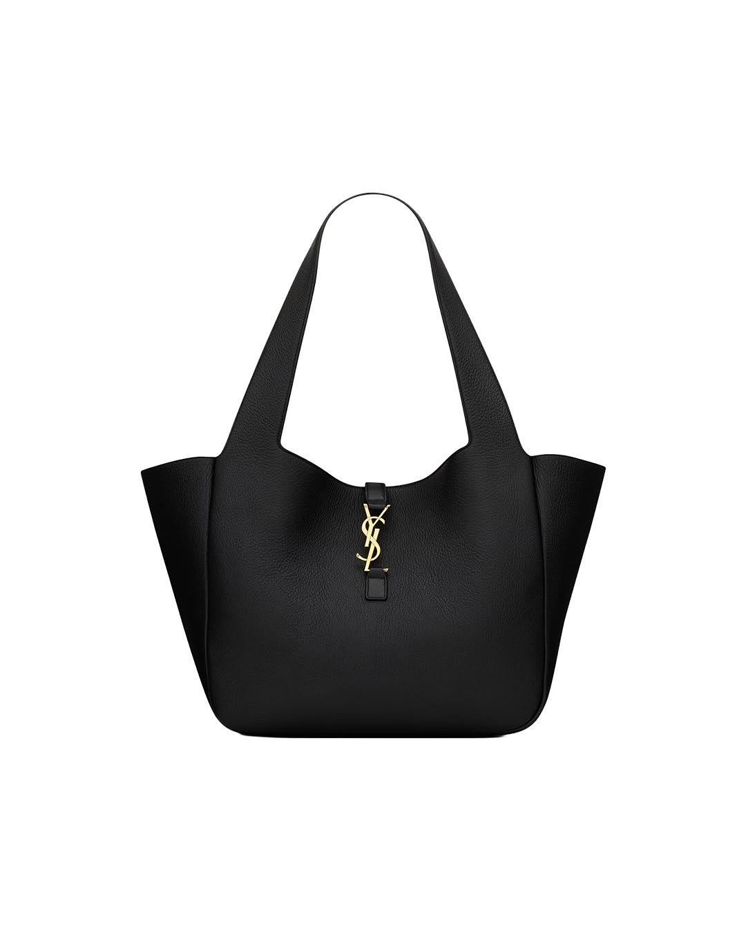 블랙자켓 장인 청아언니🖤💛예뻐
시크한 가을 자켓 코디에 참고하면 좋을 3가지 가방🍁저장하세요
빠질수 없는 가을 필수룩 블랙 자켓, 가방 코디로 포인트하세요. 
1. 샤넬 클래식 스몰 플랩 백
다크 브라운 컬러 샤넬 클래식 스몰 플랩 백은 작지만 단정한 사이즈로 블랙 자켓과 데님 조합에 포인트입니다. 벨벳 텍스처가 주는 깊이감이 룩에 따뜻함을 더했고, 골드 메탈이 우아함을 완성합니다. 
2. 돌체 앤 가바나 마이 시실리 백
마이 시실리 플롱게 카프스킨 백은 중간 크기의 백으로, 여유로운 수납력과 단단한 실루엣이 특징입니다. 블랙 자켓에 라이트 블루 데님을 매치한 룩에, 골드 하드웨어가 클래식한 조형미를 살려냈습니다.
3. 생로랑 베아백
넉넉한 사이즈의 생로랑 베아백은 블랙 자켓과 데님에 자연스럽게 어울리며 실용적인 매력을 드러냈습니다. 유연한 디어스킨이 부드럽게 흐르듯 어깨에 걸쳐져 캐주얼한 감각까지 보여줍니다. 이미지10