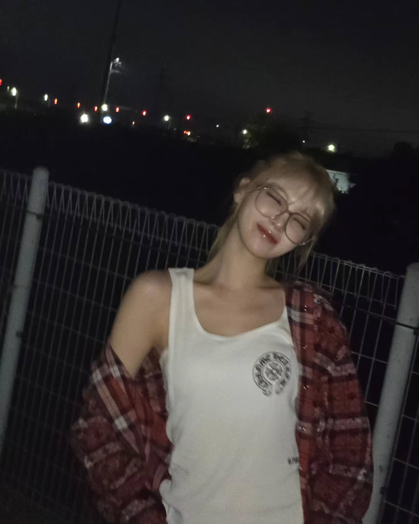 가을엔 체크셔츠 없이 못 살아🤎
간절기 데일리룩에 빼놓을 수 없는 체크셔츠 스타일링🍂✨
 이미지6