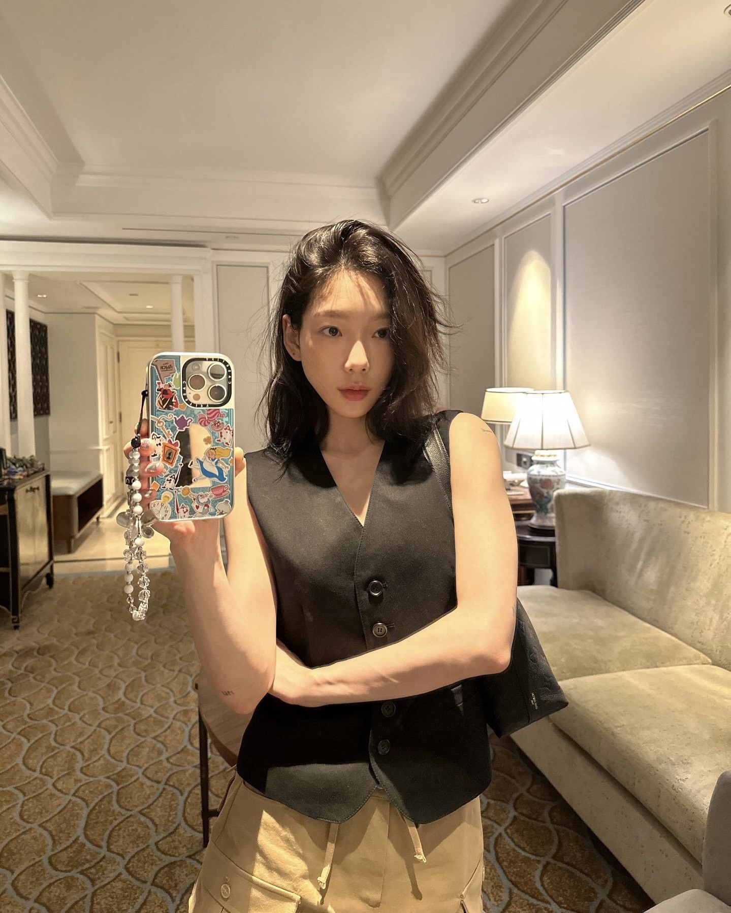 거지존 헤어가 고민될 땐 레이어드🤍
평범한 머리는 싫다면? 레이어드 헤어로 스타일링 변화주기💇‍♀️✨ 이미지7