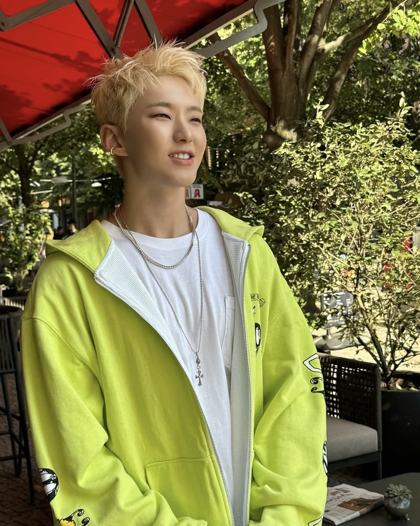 크롬 목걸이로 은은한 포인트⛓️ 이미지7