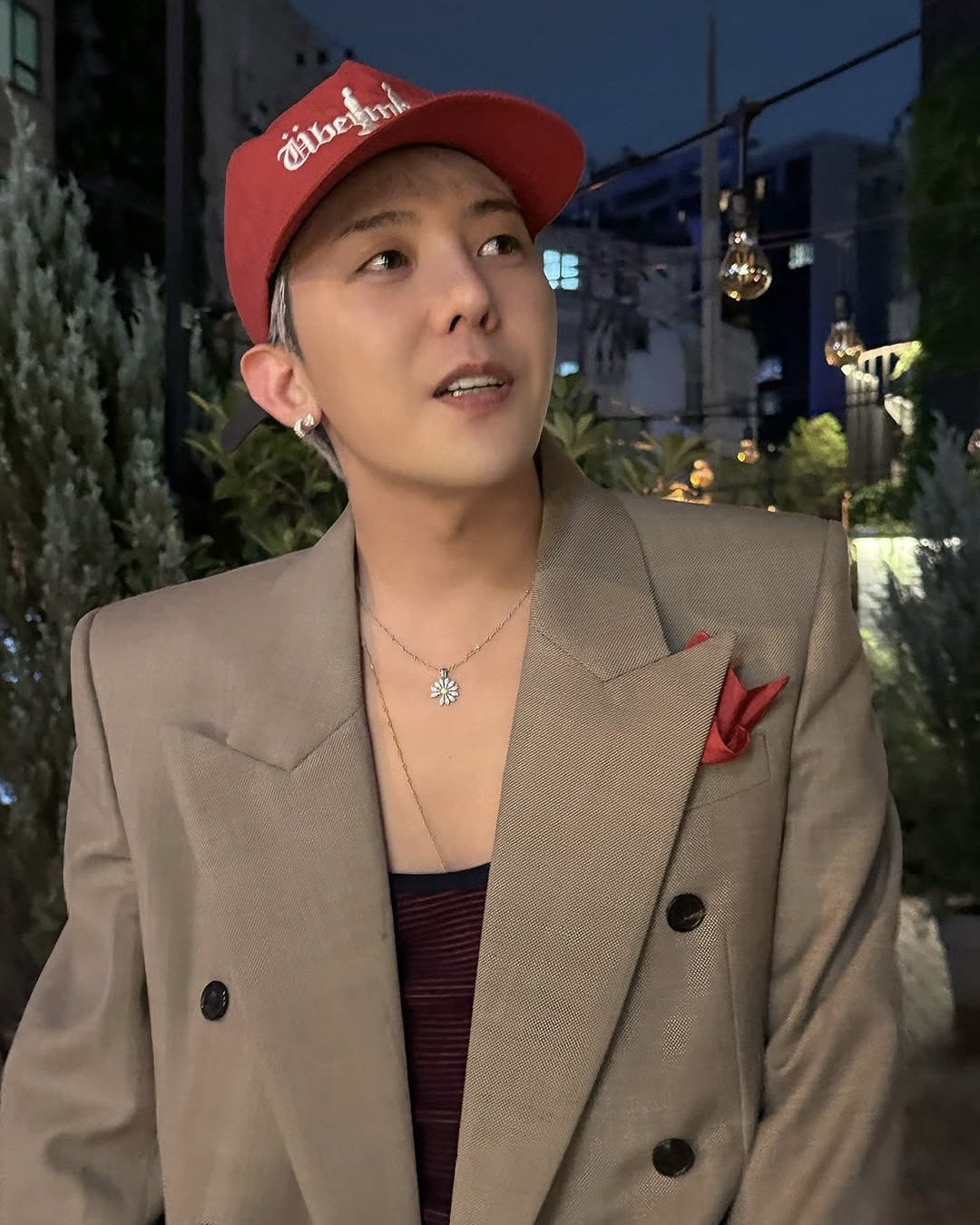 지디의 모든 룩엔 제이콥앤코💎 이미지10