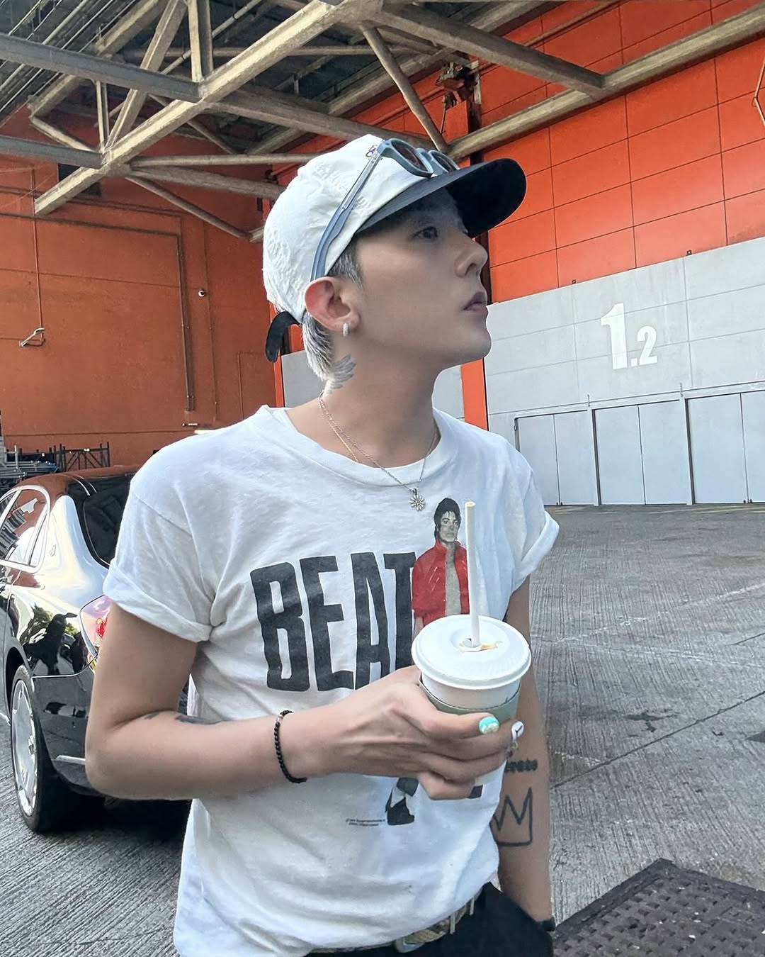 지디의 모든 룩엔 제이콥앤코💎 이미지2