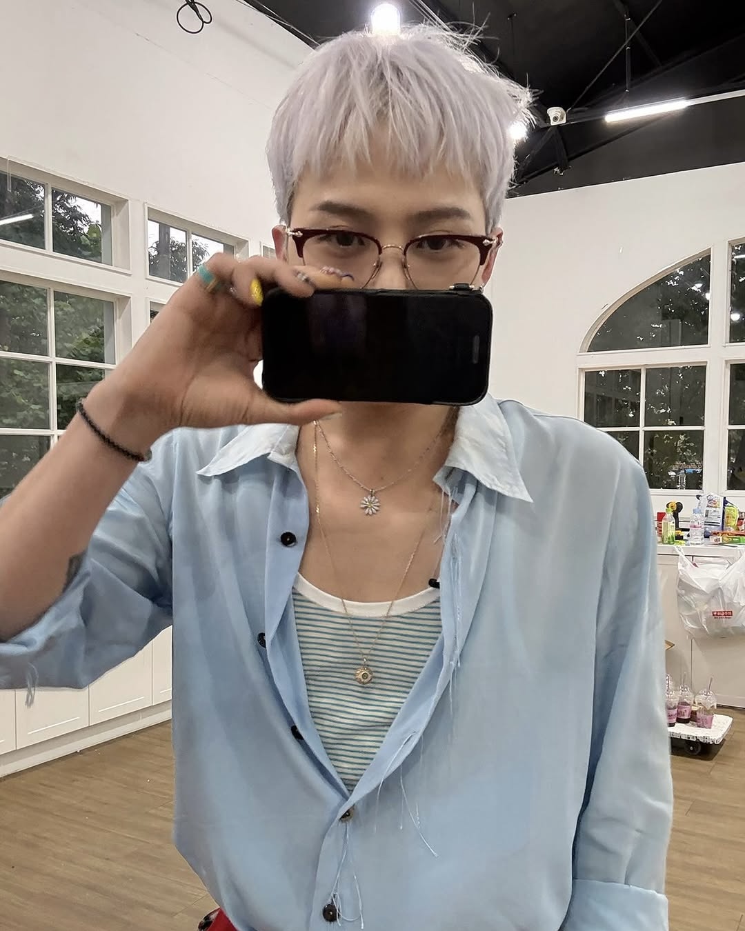 지디의 모든 룩엔 제이콥앤코💎 이미지