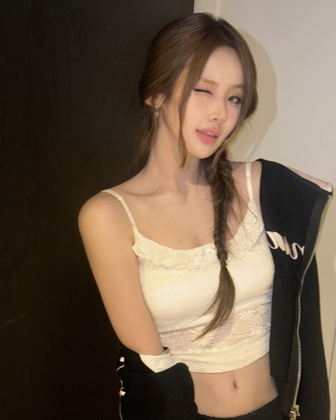 후드집업 하나로 포근하게💛
편안하면서도 간절기에 딱 어울리는 데일리 후드집업🧵✨ 이미지5