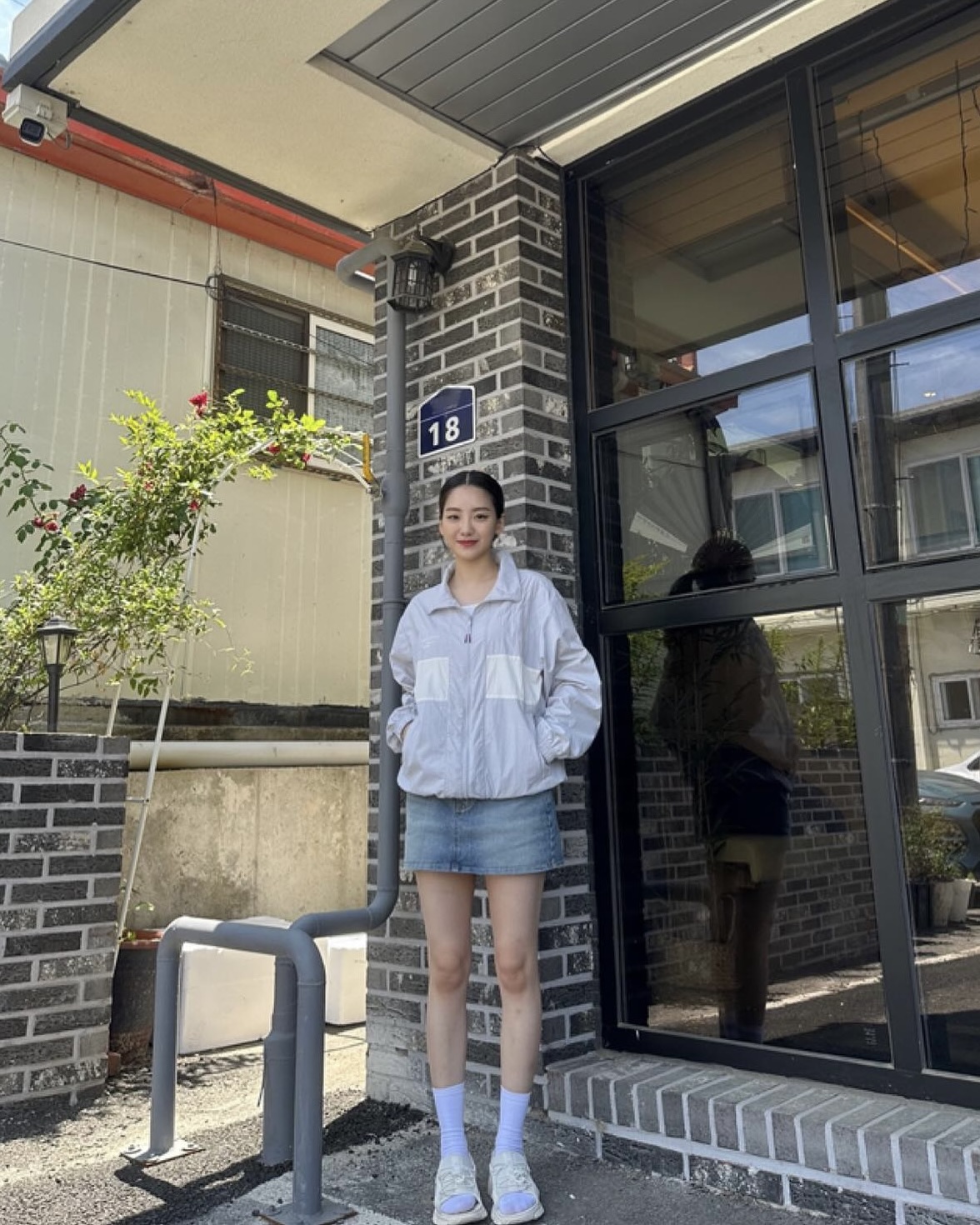 변덕스러운 날씨 해결사🪄
일교차 큰 요즘, 센스 있게 챙길 건 역시 바람막이💡💨장만하자 이미지6