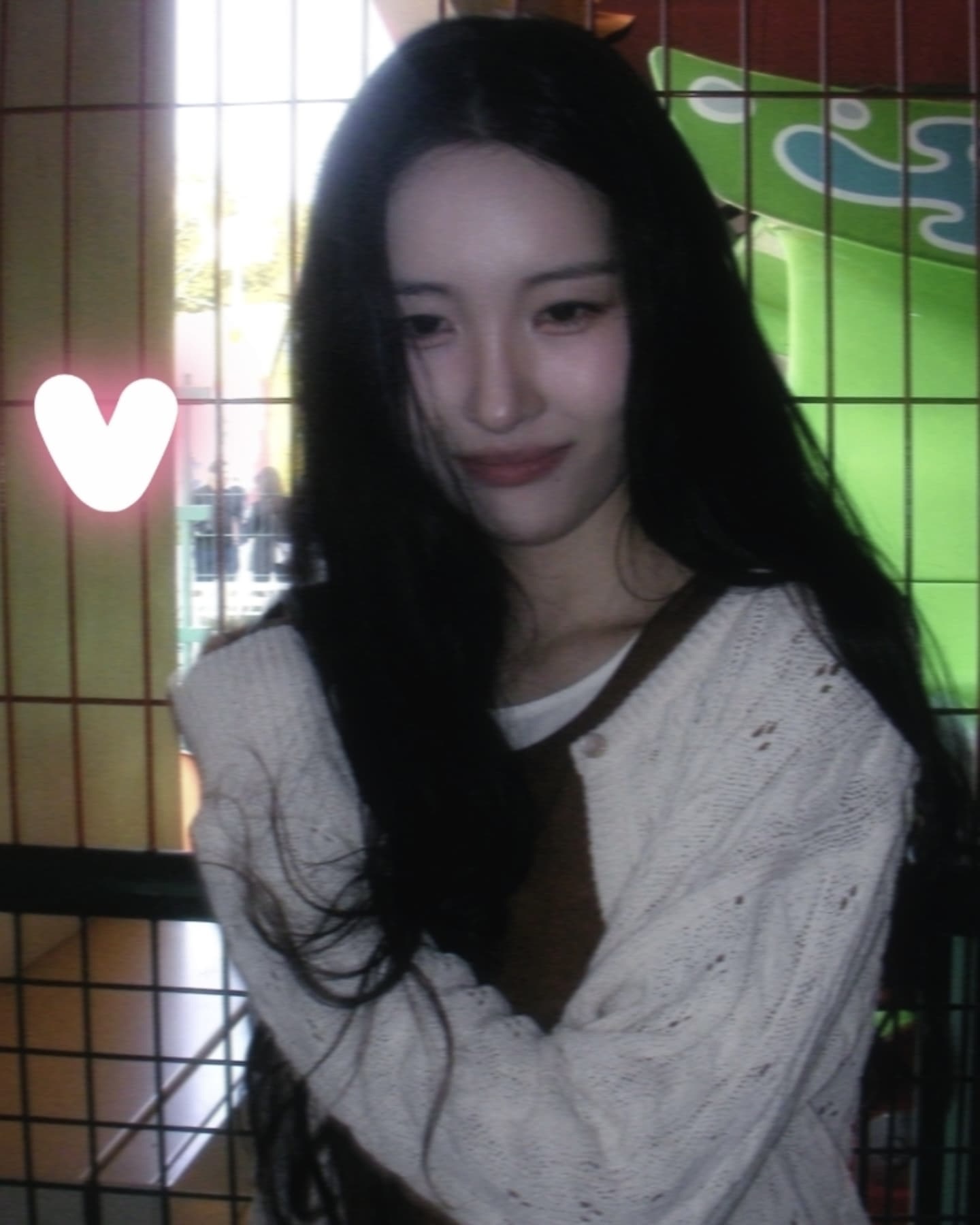가을에는 가디건 하나면 분위기 끝🤎
휘뚜루마뚜루 입기 좋은 간절기 필수 아이템은 바로 가디건🧵✨ 이미지6