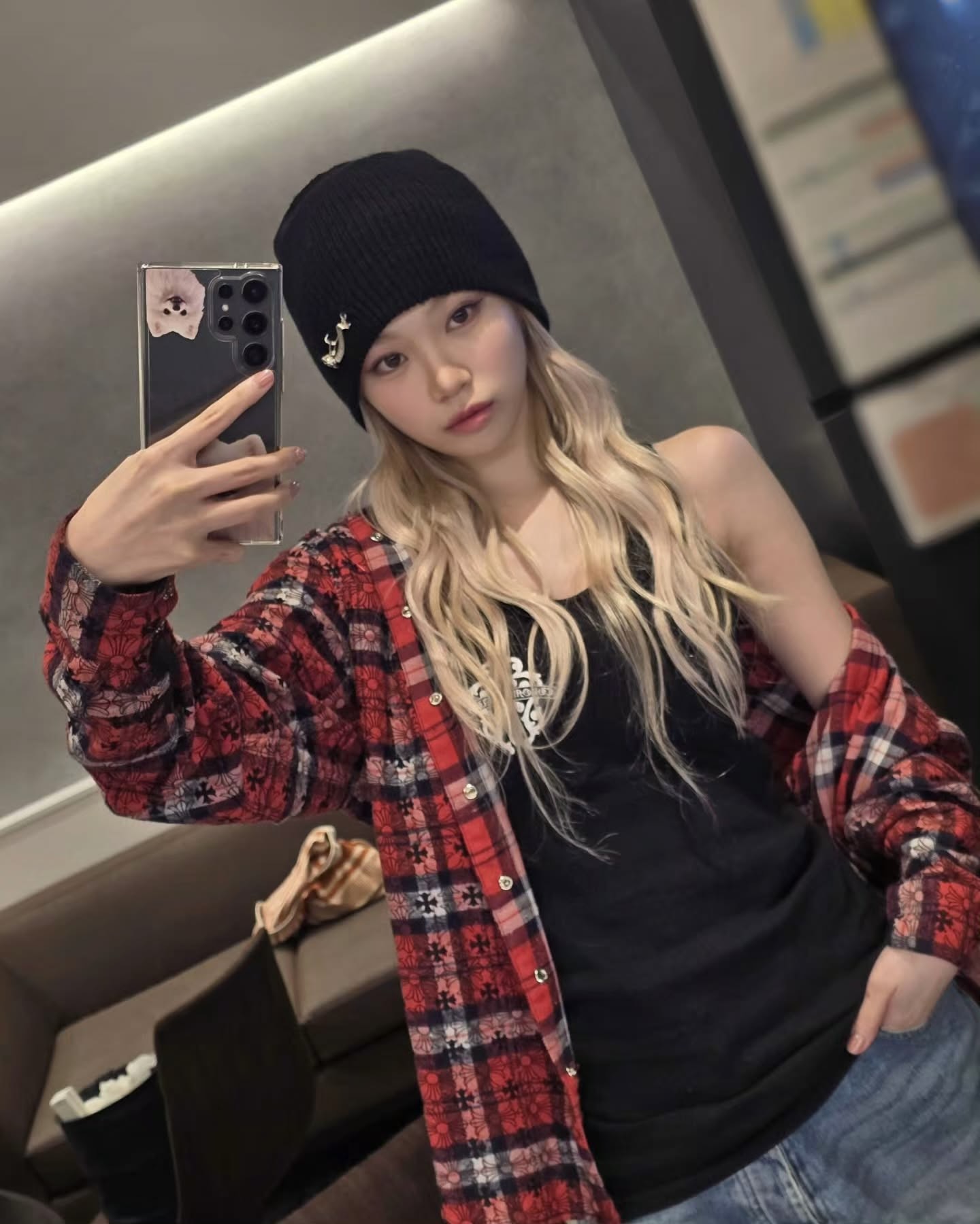체크셔츠 하나로 가을 무드 장착🤎
가을에 꼭 찾게 되는 체크셔츠🍂 따뜻하고 센스 있는 스타일링✨ 이미지