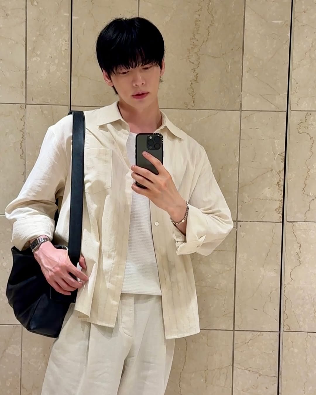 가을 준비는 레더백으로💼 이미지4