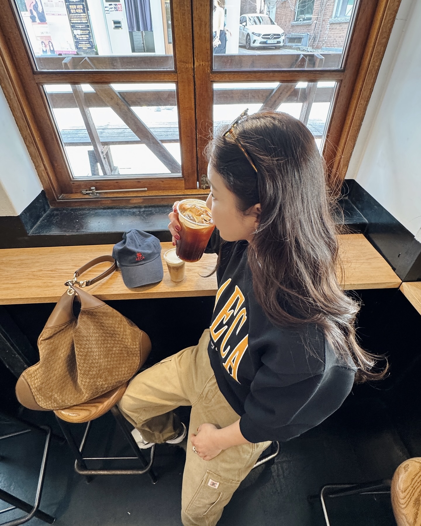 옷잘알들은 베이지 팬츠 입어💁🏻‍♀️
여름엔 데님 가을엔 역시 베이지 팬츠지🤎💫 스타일링 참고해 보세요 이미지