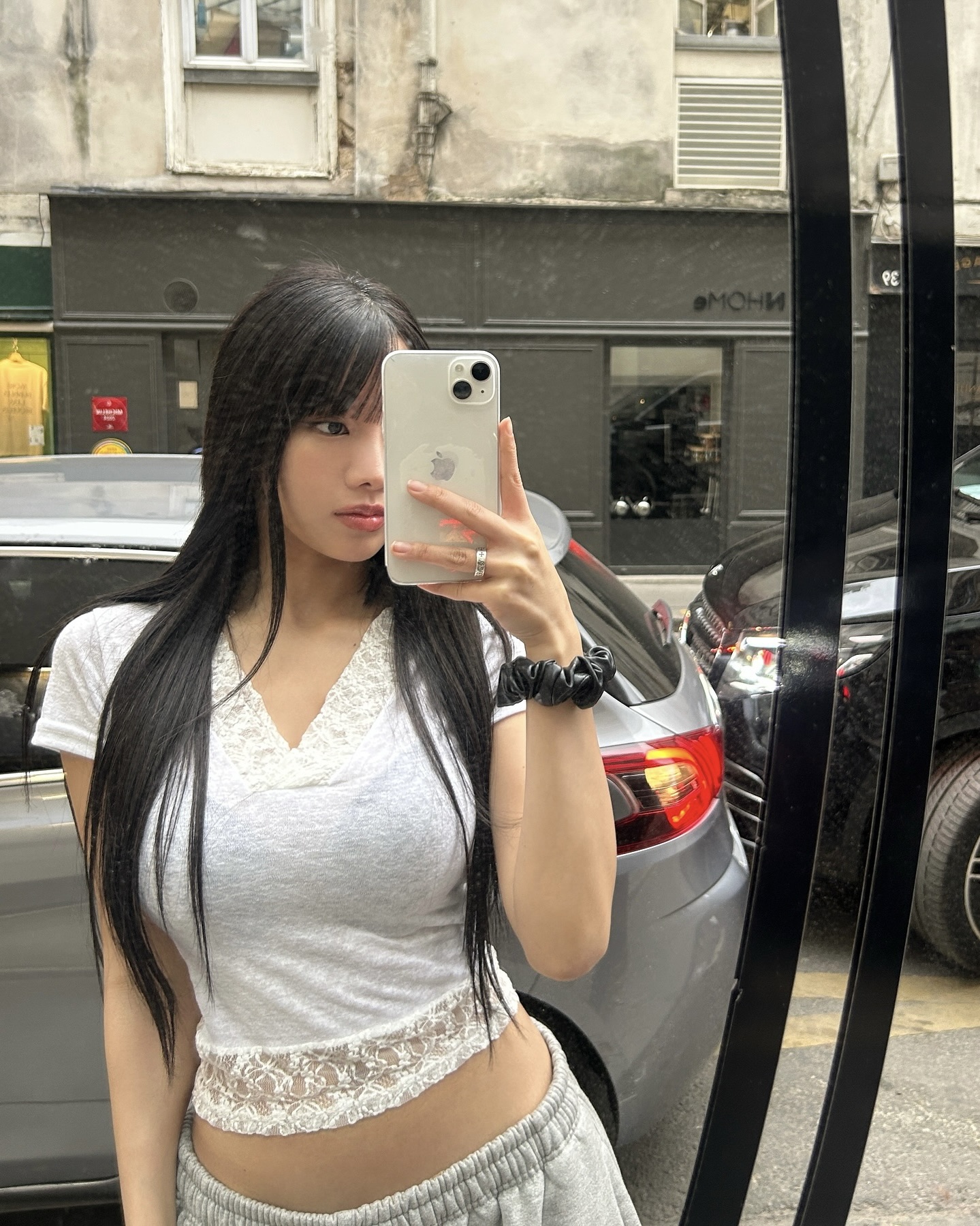 곱창머리끈으로 러블리 무드🎀
묶기만 해도 예쁘고 귀여운 데일리 헤어스타일 필수템✨🤍 이미지2