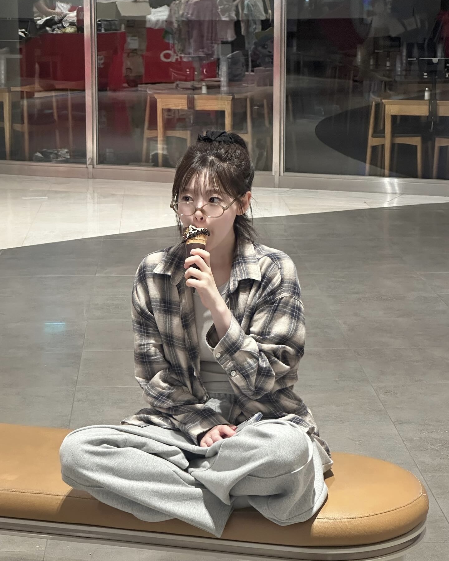 곱창머리끈으로 러블리 무드🎀 묶기만 해도 예쁘고 귀여운 데일리 헤어스타일 필수템✨🤍 이미지