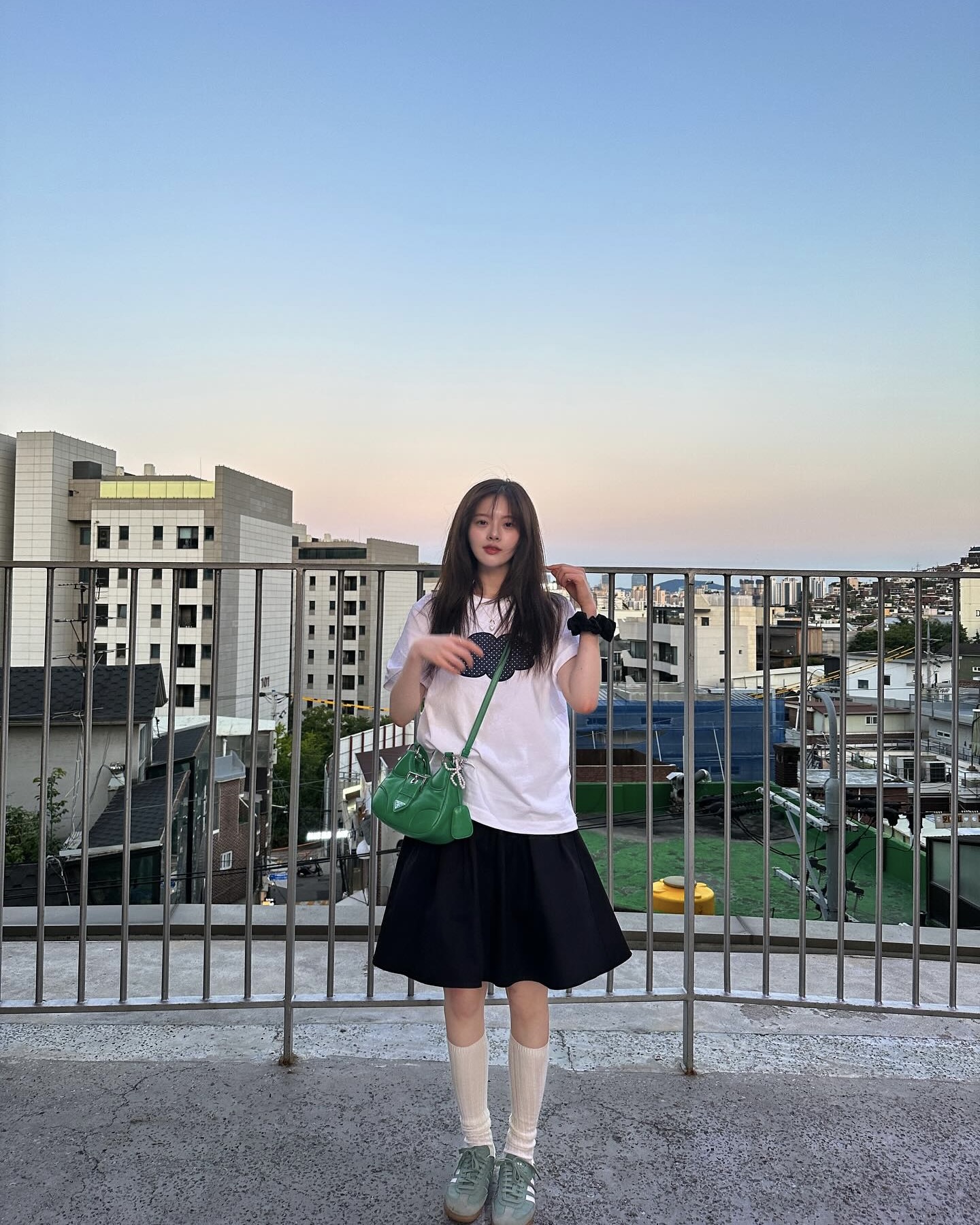 곱창머리끈으로 러블리 무드🎀
묶기만 해도 예쁘고 귀여운 데일리 헤어스타일 필수템✨🤍 이미지6