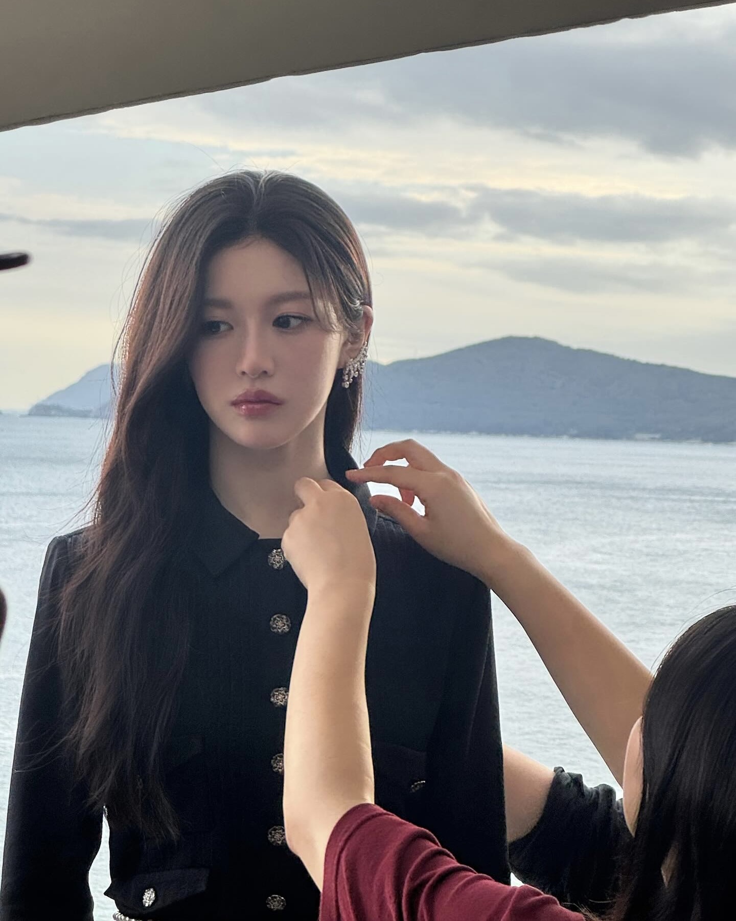 인간샤넬은 역시 고윤정🤍
샤넬 트위드랑 고윤정이 찰떡인 사건이다💎🖤 이미지2