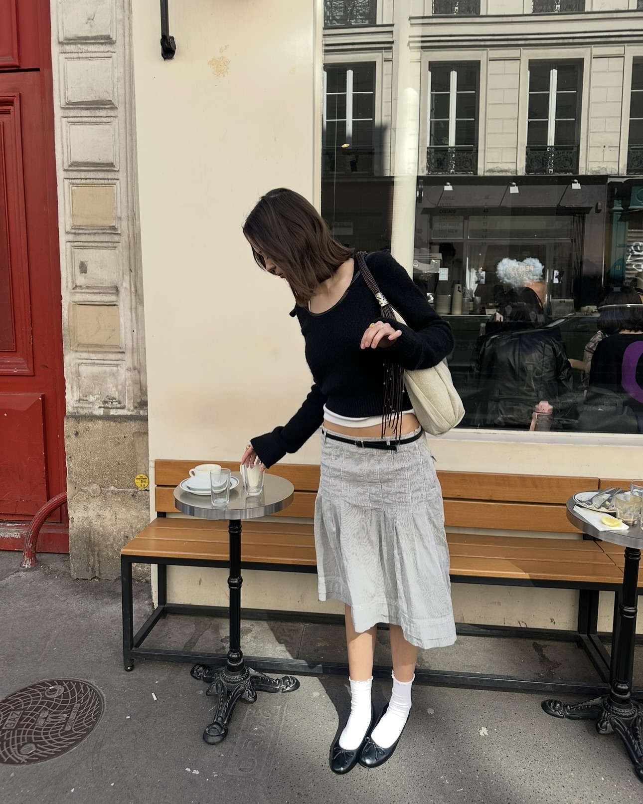 느좋녀들은 다 긴팔 무지티 입더라🤎
심플한 매력으로 계절 상관없이 활용 가능한 데일리 아이템🍂✨ 이미지5