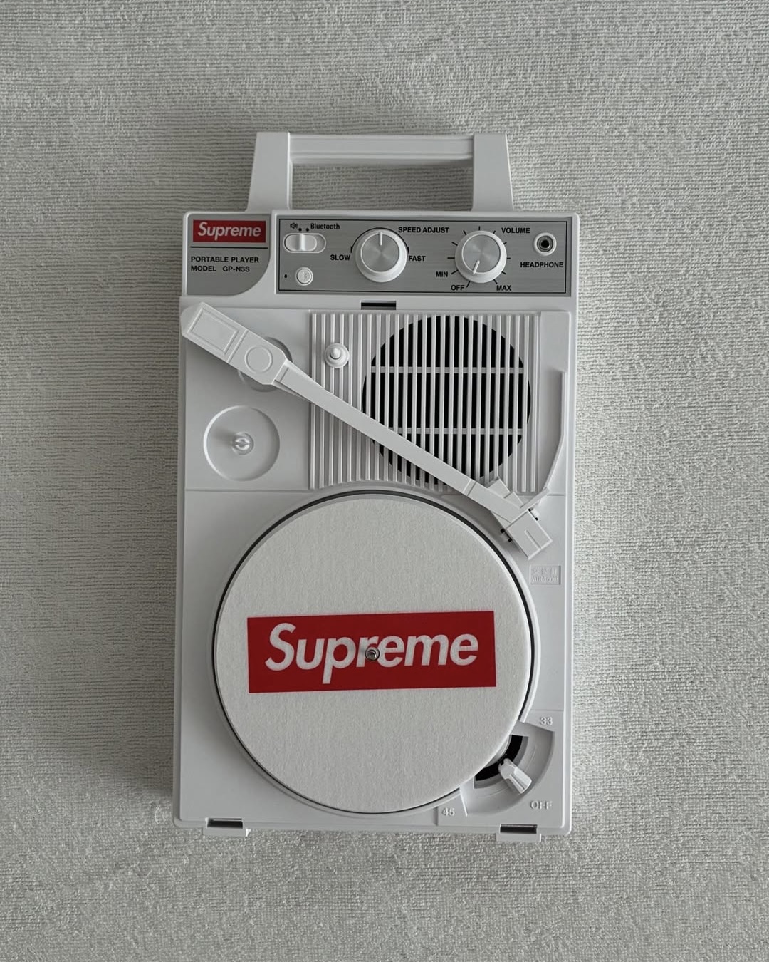 감성 충만한 슈프림 x 아나바스🎧 이미지