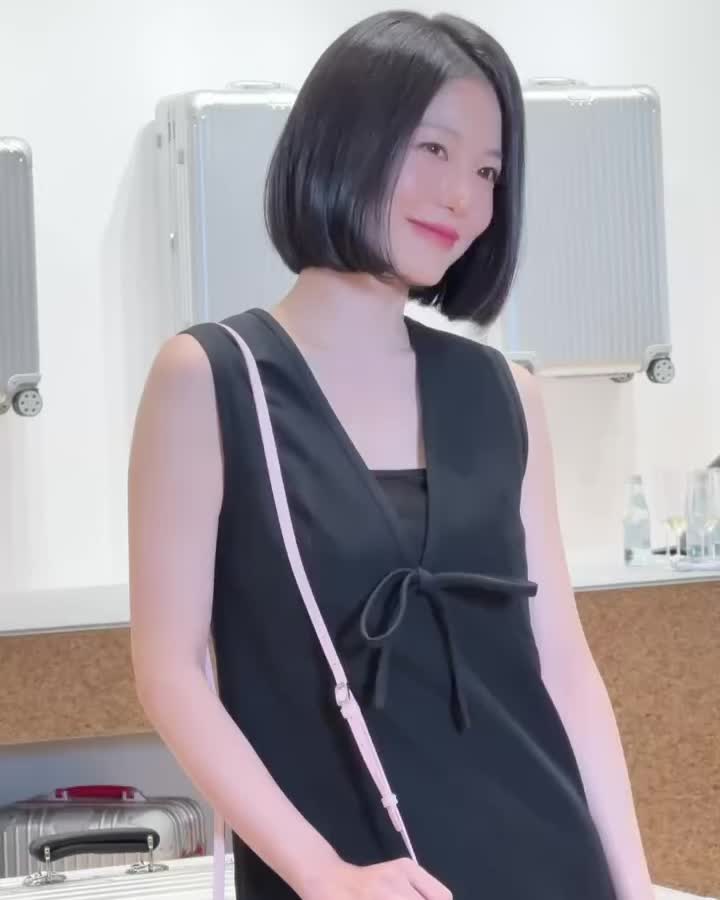 가을에 하면 또 다르다?🤎
단발이 이렇게 예쁜 줄 알았으면 더 일찍 할걸💇‍♀️😂 이미지