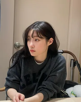 니트 없인 허전한 계절🧶
포근한 니트 하나로 센스있는 간절기 데일리룩 완성🤎🍁 이미지