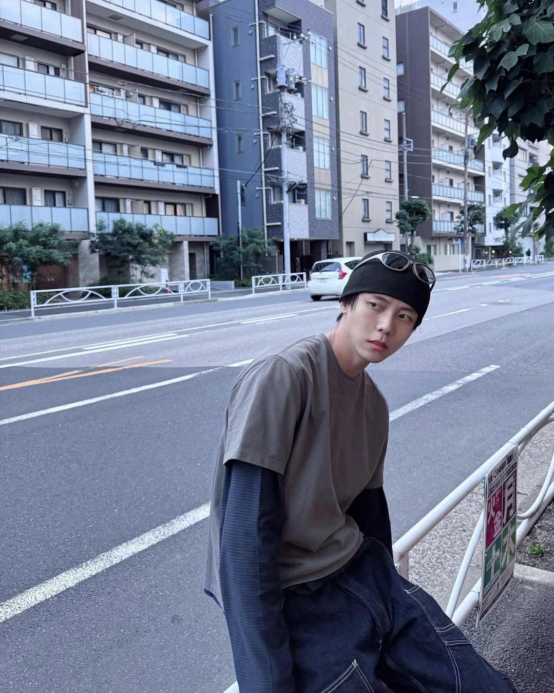 얇은 스트라이프 티 툭🎲 이미지7