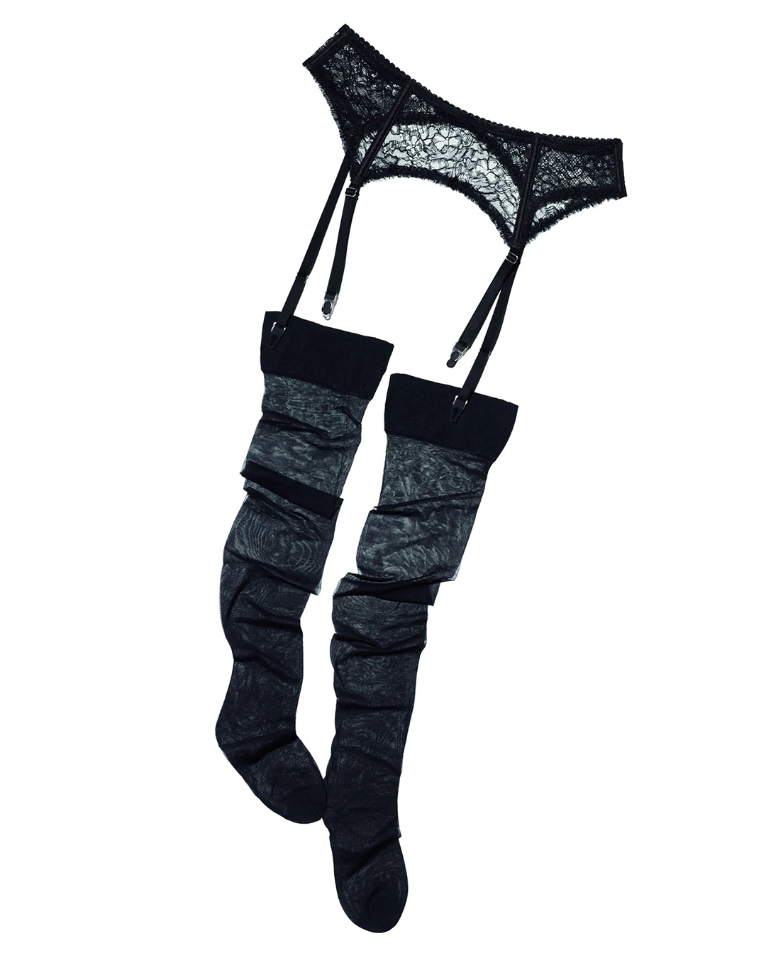 자라 50주년 리미티드 컬렉션?!🛍️
50명의 거장이 만든 50가지 특별한 순간, 10월 6일 발매 🎉👠
자라는 2025년 10월 6일, 창립 50주년을 기념하여 패션과 디자인 분야의 유명 인사 50명과 협업한 한정판 컬렉션을 출시합니다. 참여 디자이너로는 안나 수이, 케이트 모스, 신디 크로포드, 나오미 캠벨, 로살리아, 스티븐 마이젤, 마크 뉴슨, 악셀 베르보르트 등 다양한 분야에서 활약하는 인물들이 포함되었는데요.
각 디자이너는 의류, 액세서리, 가구, 향수 등 총 50개의 독특한 아이템을 디자인하였으며, 자라 공식 온라인 스토어와 일부 오프라인 매장에서 만나볼 수 있습니다. 판매 수익금은 여성 환경 보호 단체 Women's Earth Alliance에 기부될 예정입니다. 이미지3