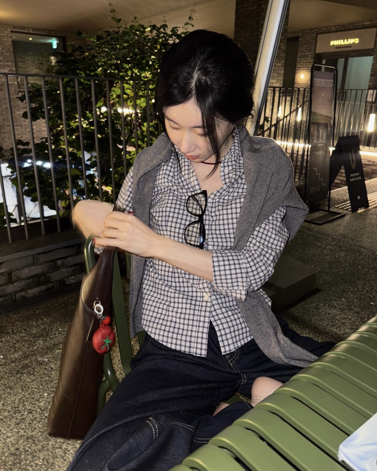 가을인데 셔츠 준비 안 할 거야?👀
모던부터 캐주얼 룩까지💫💓셔츠로 다양한 스타일링 완성하자
 이미지