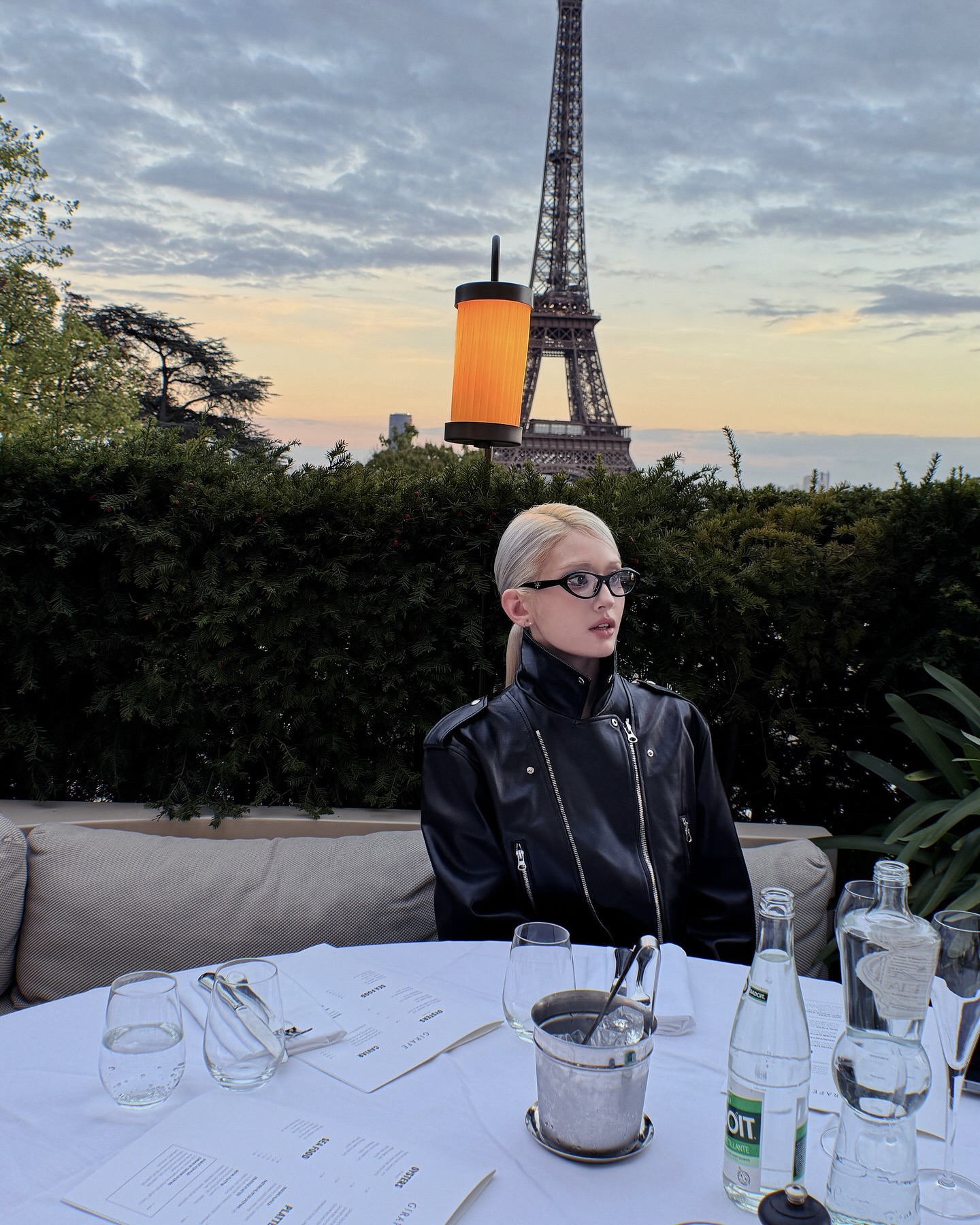 가을에는 레더 자켓이지🖤🤎
쌀쌀해지는 날씨엔 레더자켓으로 트렌디한 간절기룩 완성✨ 이미지