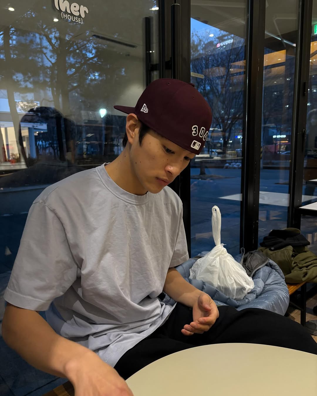 꾸준히 손 가는 뉴에라 돌려쓰기🧢 이미지5