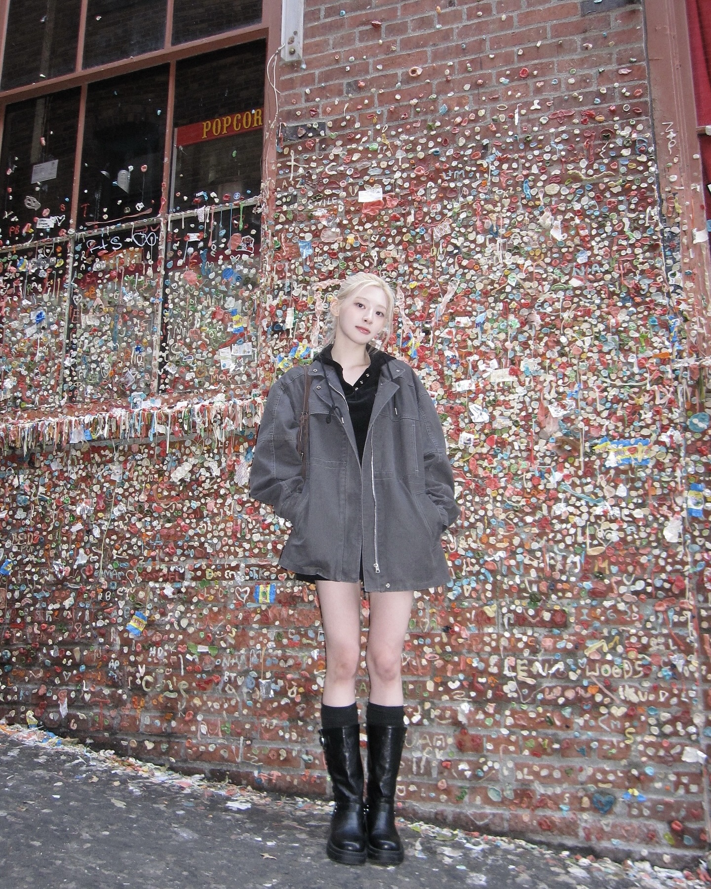 뭐랑 매치해도 예쁜 롱부츠🖤
미니스커트, 긴 바지에 어울리는 롱부츠로 라인, 비율 챙기자☑️✨ 이미지7