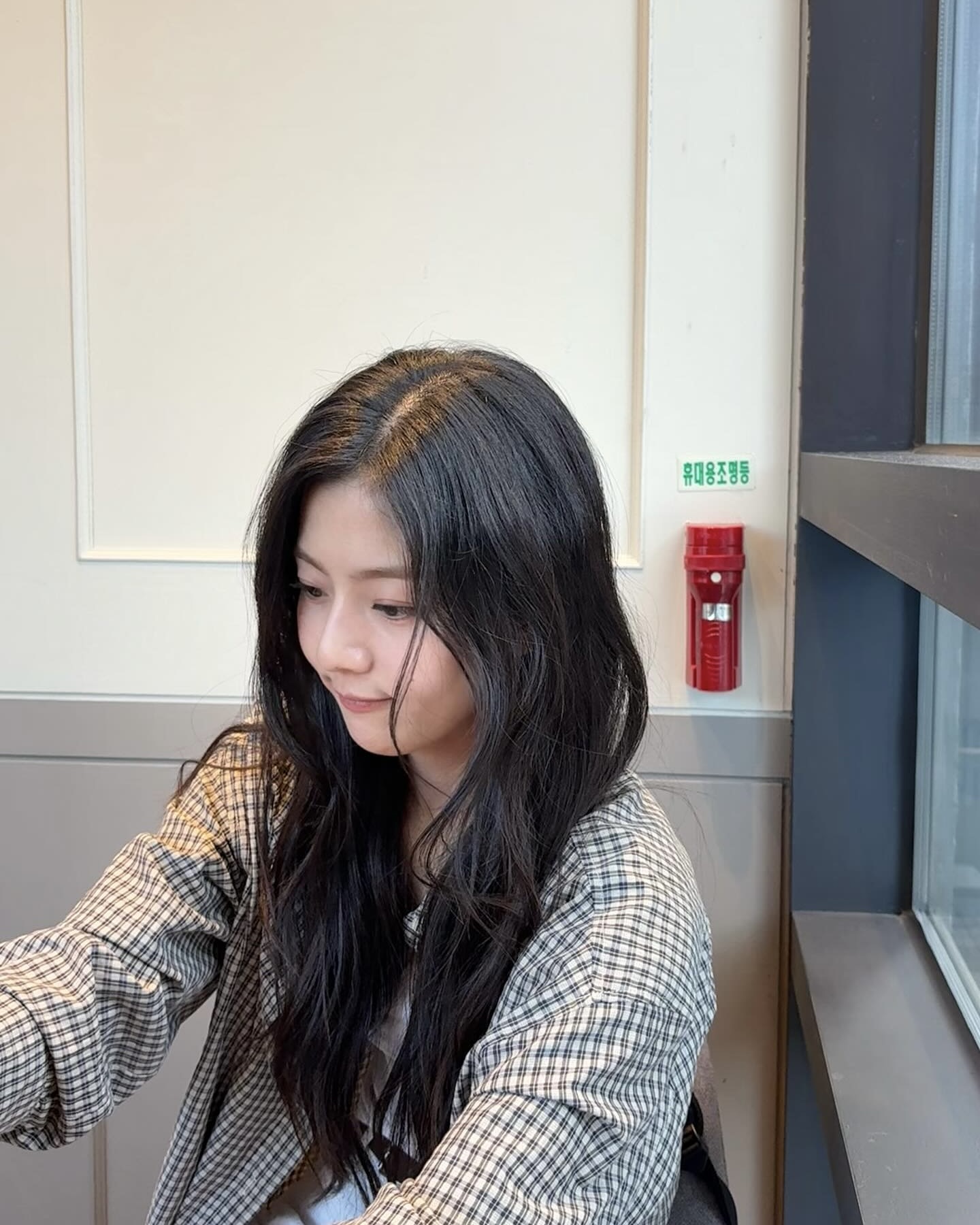 꾸안꾸 룩 필수템, 체크 셔츠🧚🏻
짧은 가을🍁😮‍💨추워지기 전에 체크 셔츠 얼른 꺼내 입자 이미지4