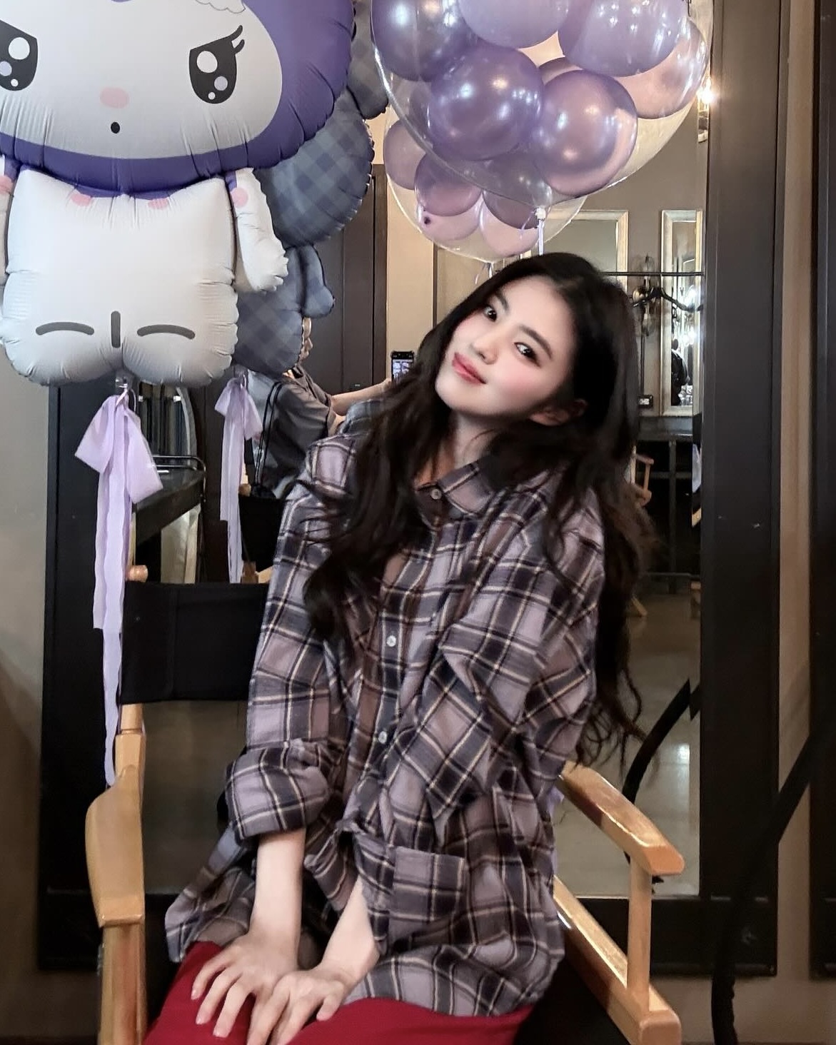 꾸안꾸 룩 필수템, 체크 셔츠🧚🏻
짧은 가을🍁😮‍💨추워지기 전에 체크 셔츠 얼른 꺼내 입자 이미지2