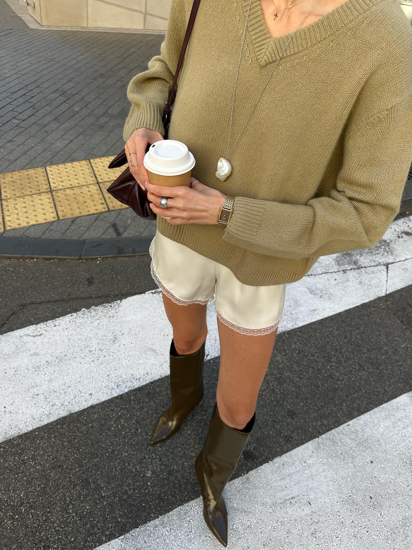 가을이니까 니트 입어야지🧶 이미지"