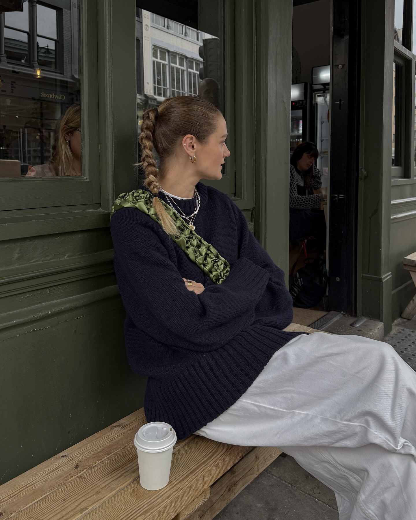 두께감 있는 니트로 가을 준비 끝🧵
바람 부는 가을 날씨에는 따뜻한 니트만한 게 없지🤎🍁 이미지1