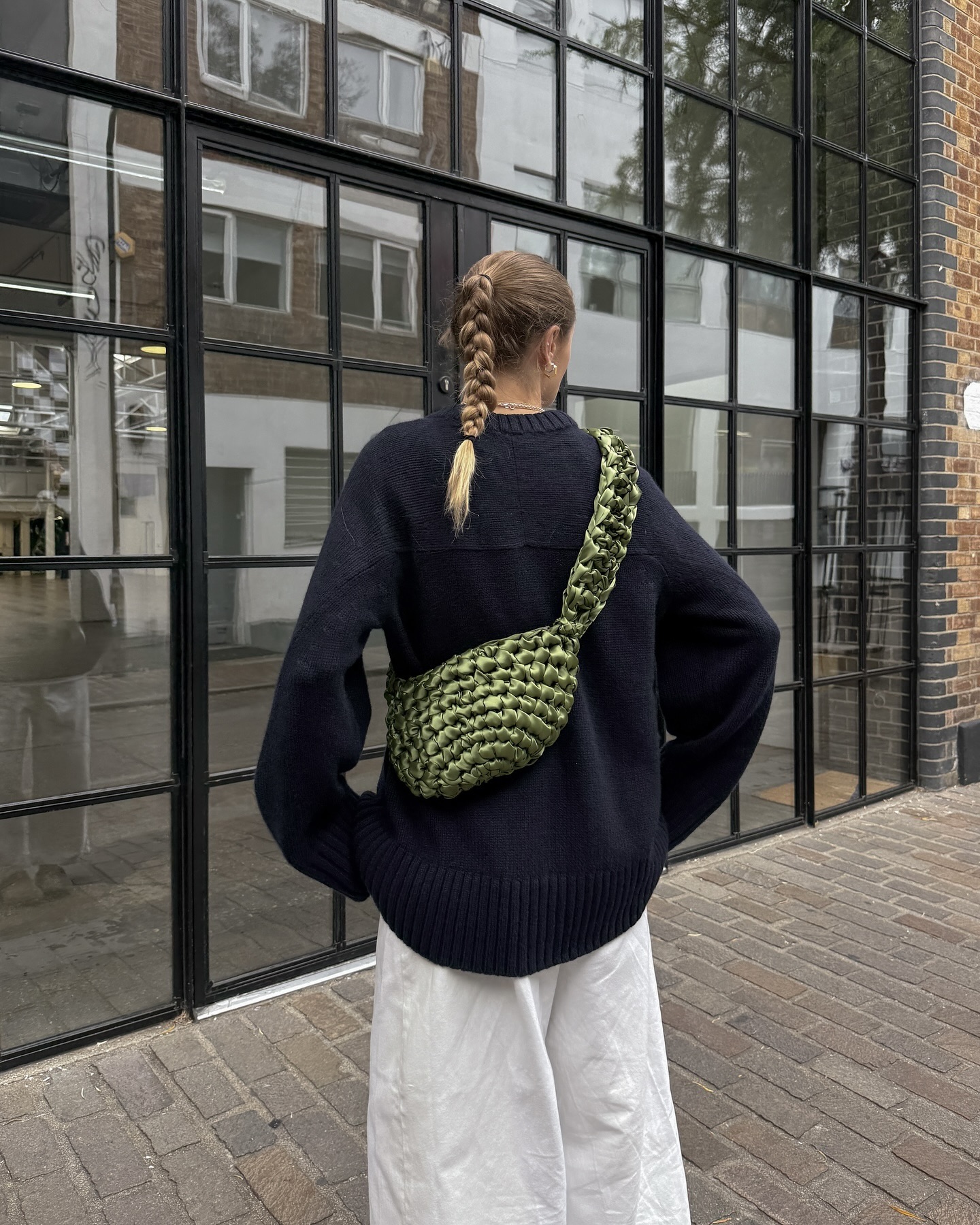 두께감 있는 니트로 가을 준비 끝🧵
바람 부는 가을 날씨에는 따뜻한 니트만한 게 없지🤎🍁 이미지7