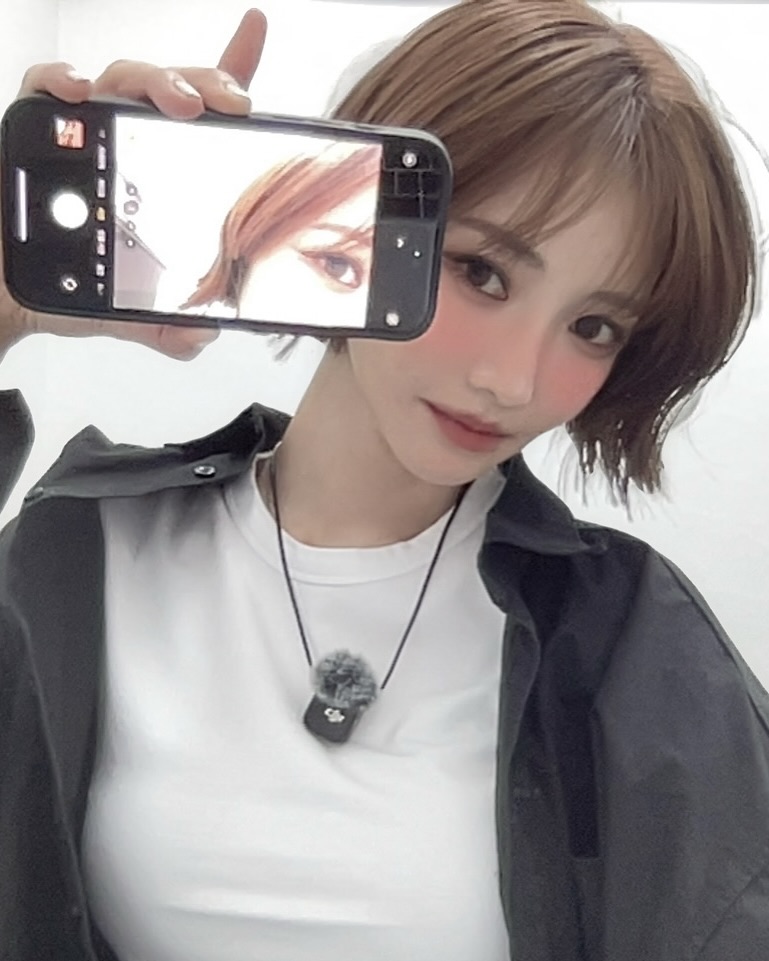 가을에 해야 제일 예쁜 거 알지?🤎 분위기 한 스푼 더해주는 단발 헤어 스타일링 참고해보세요💇‍♀️✨ 이미지