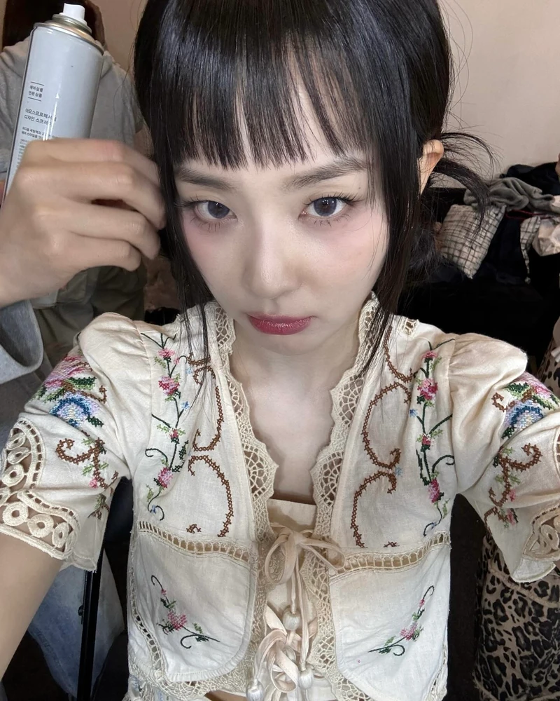가을 분위기 제대로 살리고 싶다면🍁
차분함과 생기를 동시에 살리는💖💄 무화과 메이크업 해보자 이미지7