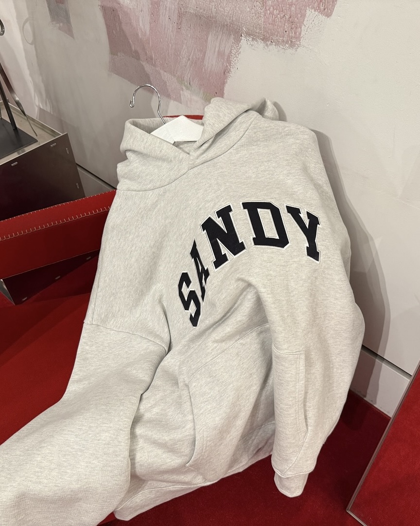 갭이랑 샌디 리앙의 조합이라고?👀 이미지"
