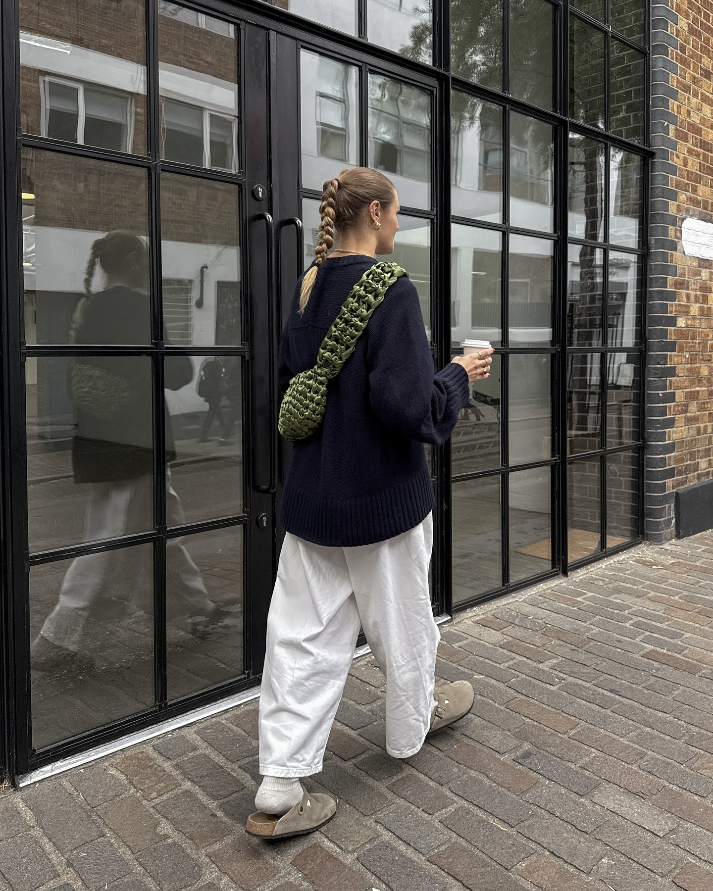 가을이니까 버켄스탁 꺼내야지🤎
어디에나 찰떡인 가을 필수템 버켄스탁으로 데일리룩 완성🐻💫 이미지5