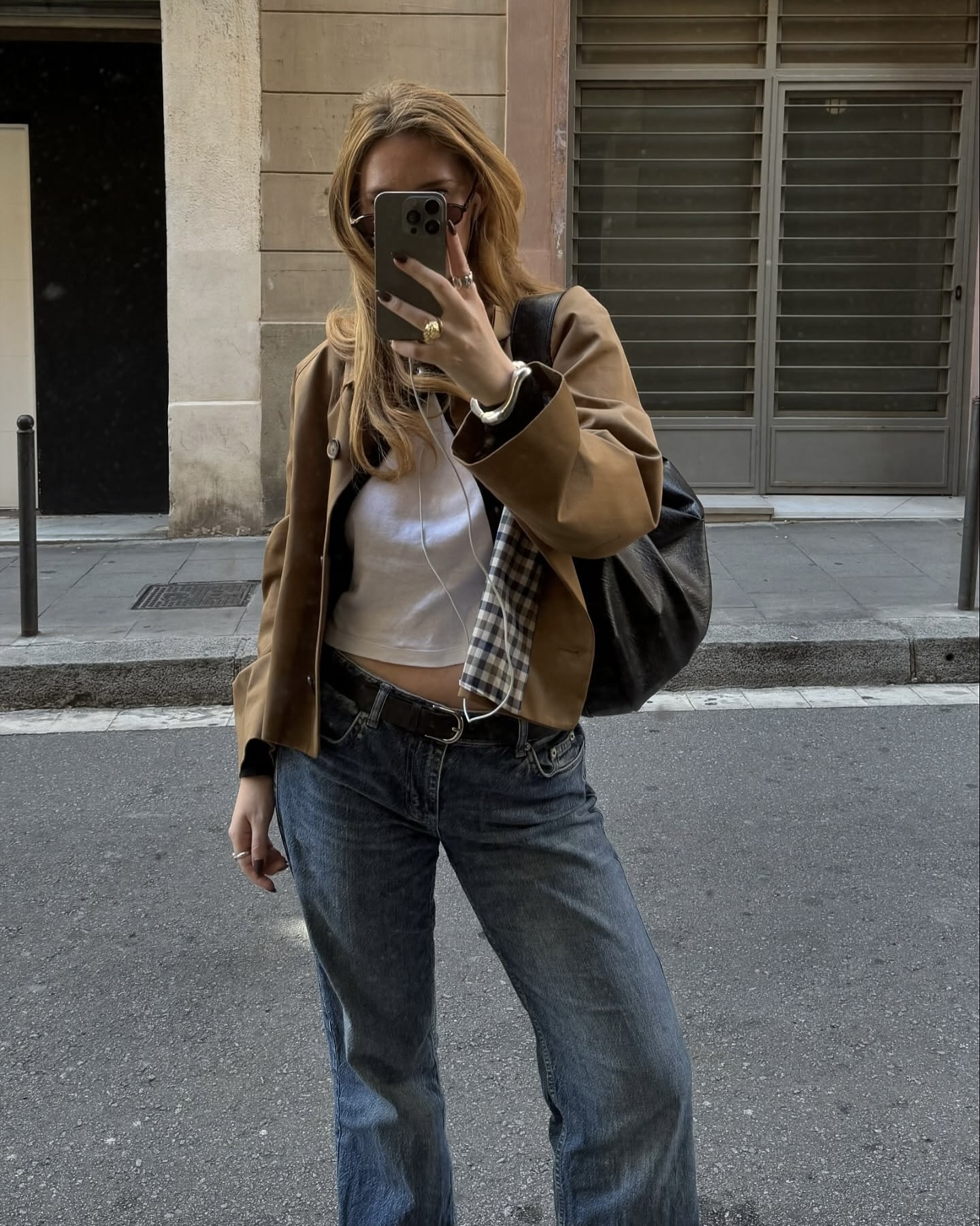 청바지 코디가 어려워?👖 가을엔 클래식한 데님으로 센스있는 데일리룩 완성해봐🍂 이미지