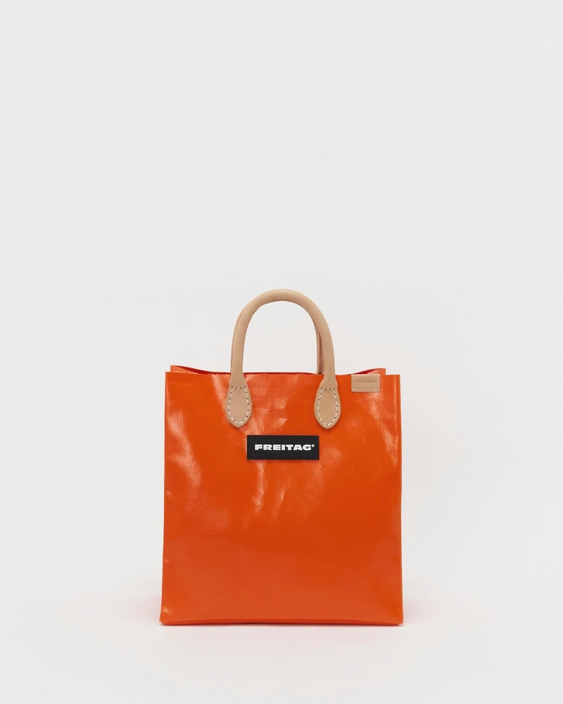 프라이탁 x 헨더스킴 영입 각👜 이미지2