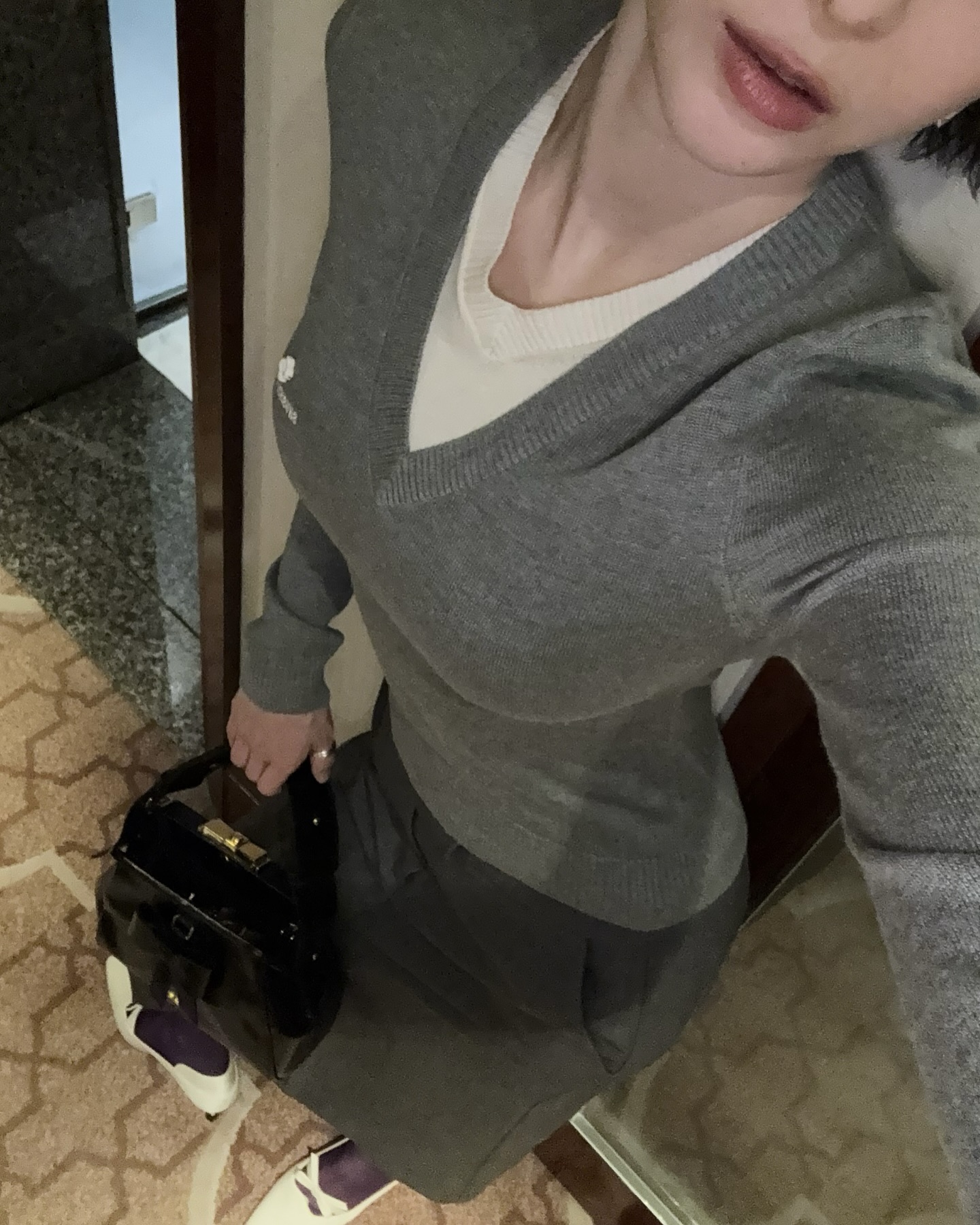 쌀쌀한 날씨엔 센스 있는 레이어드룩🖤 하나만 입기 아쉬운 계절엔 레이어드로 데일리룩 코디하기✨ 이미지
