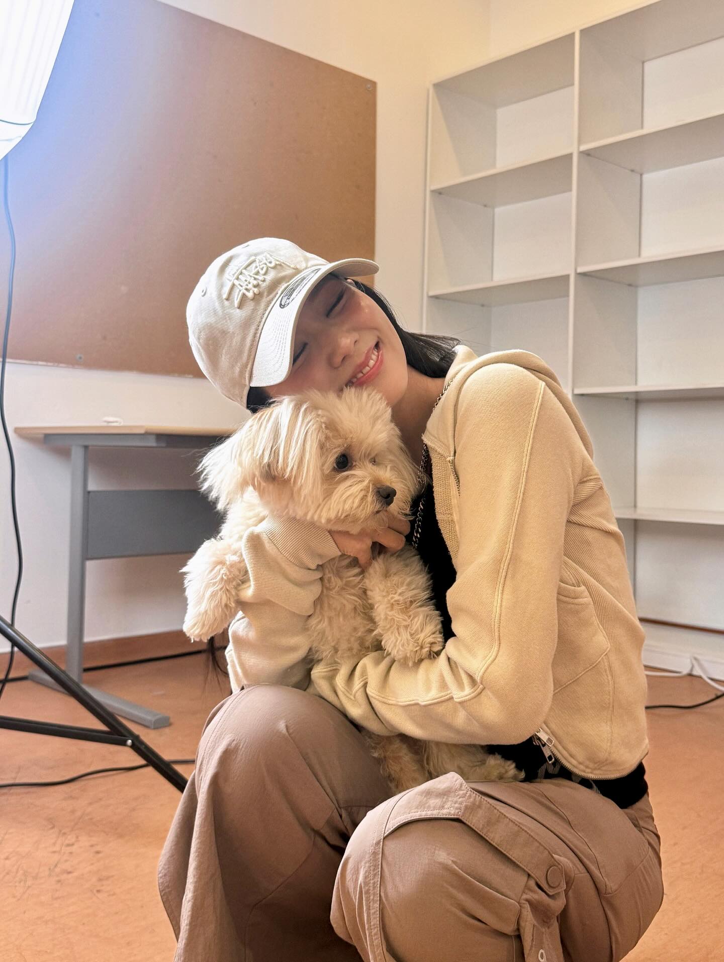 감기 걸리지 말고 후드 입자☕
편하게 입기 좋은 후드로 데일리 코디 완성하기🍁🤎 이미지7