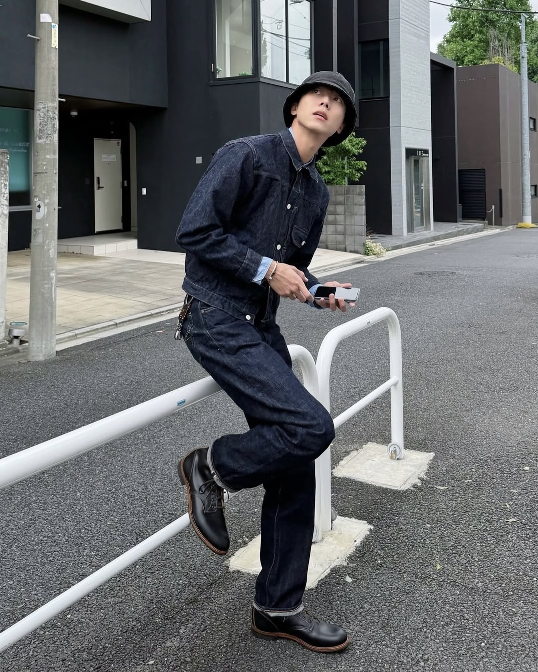 지금 필요한건 셀비지 데님자켓🍁 이미지5